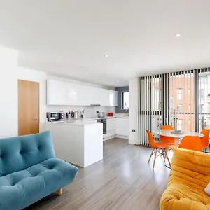 https://modern-1-bed-central-apartment.brighton-hotels-england.com