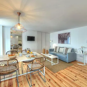 Canaan Lifestyle Combro 77 By Get Your , Lissabon Portugal